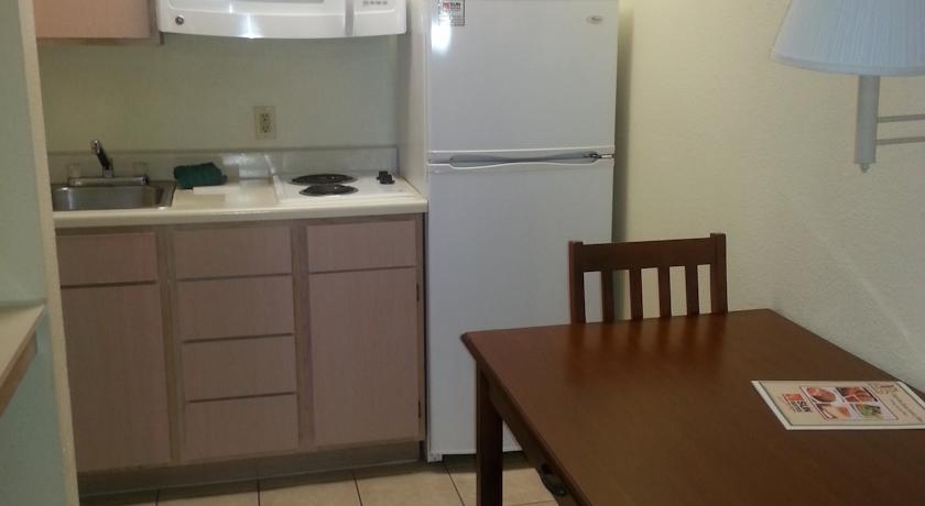 Intown Suites Extended Stay Houston Tx - Westchase חדר תמונה